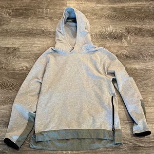 Lululemon Hoodie Sz M sweatshirt like new